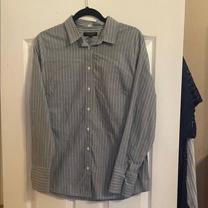 Banana Republic Woman’s size 14 Gray Striped Shirt worn once for an hour